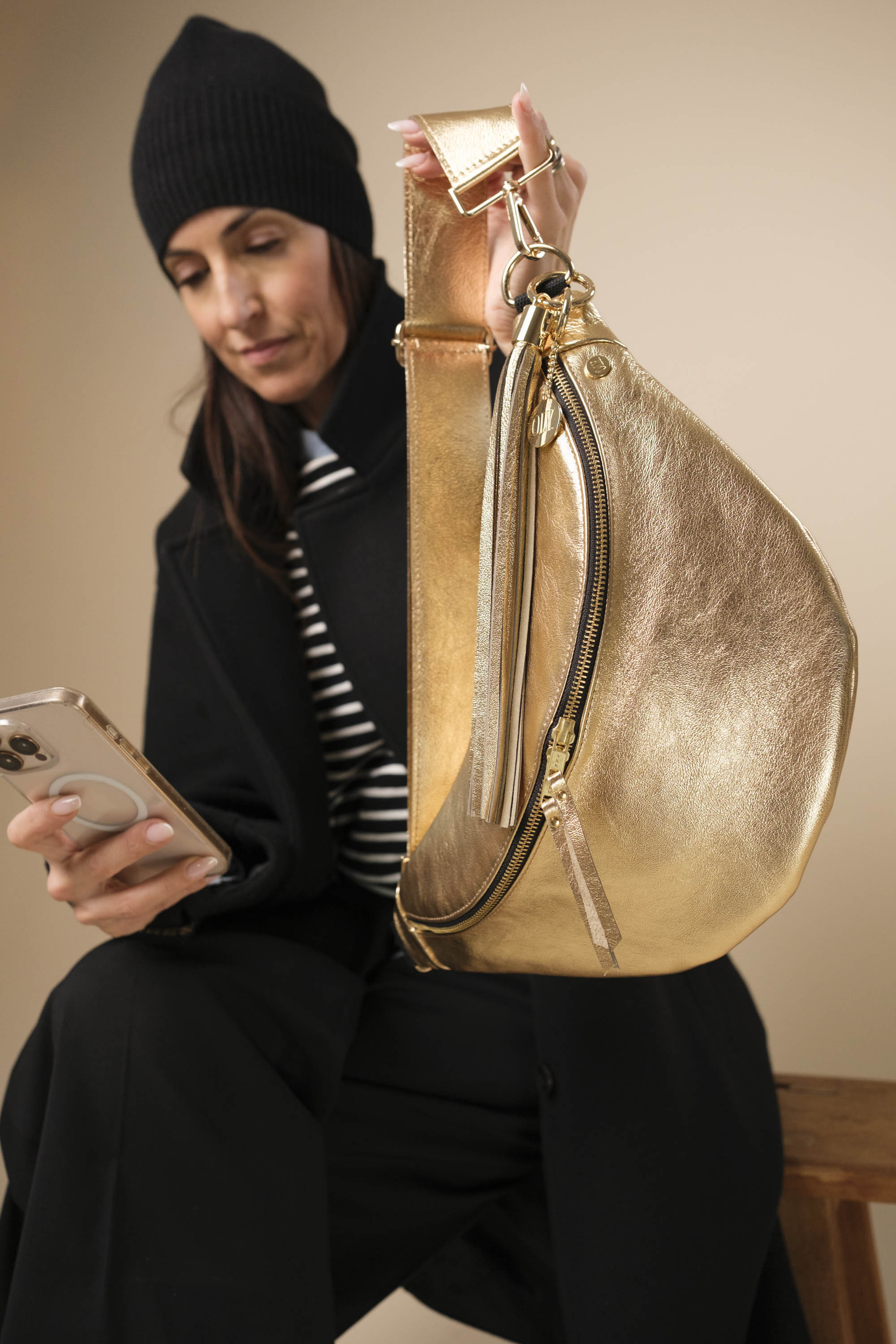 Banane Simple Cuir Lisse 24K (avec Pompon)