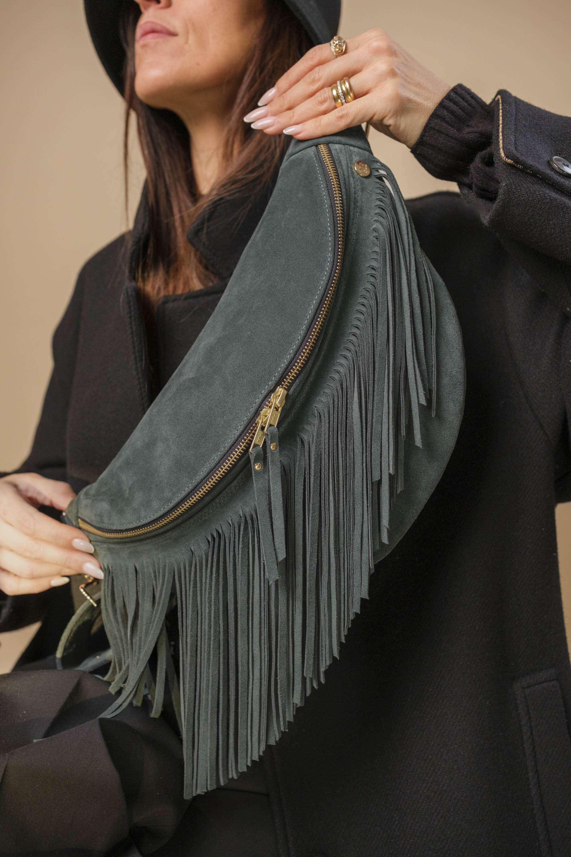 Banane à Frange Cuir Daim Bottle