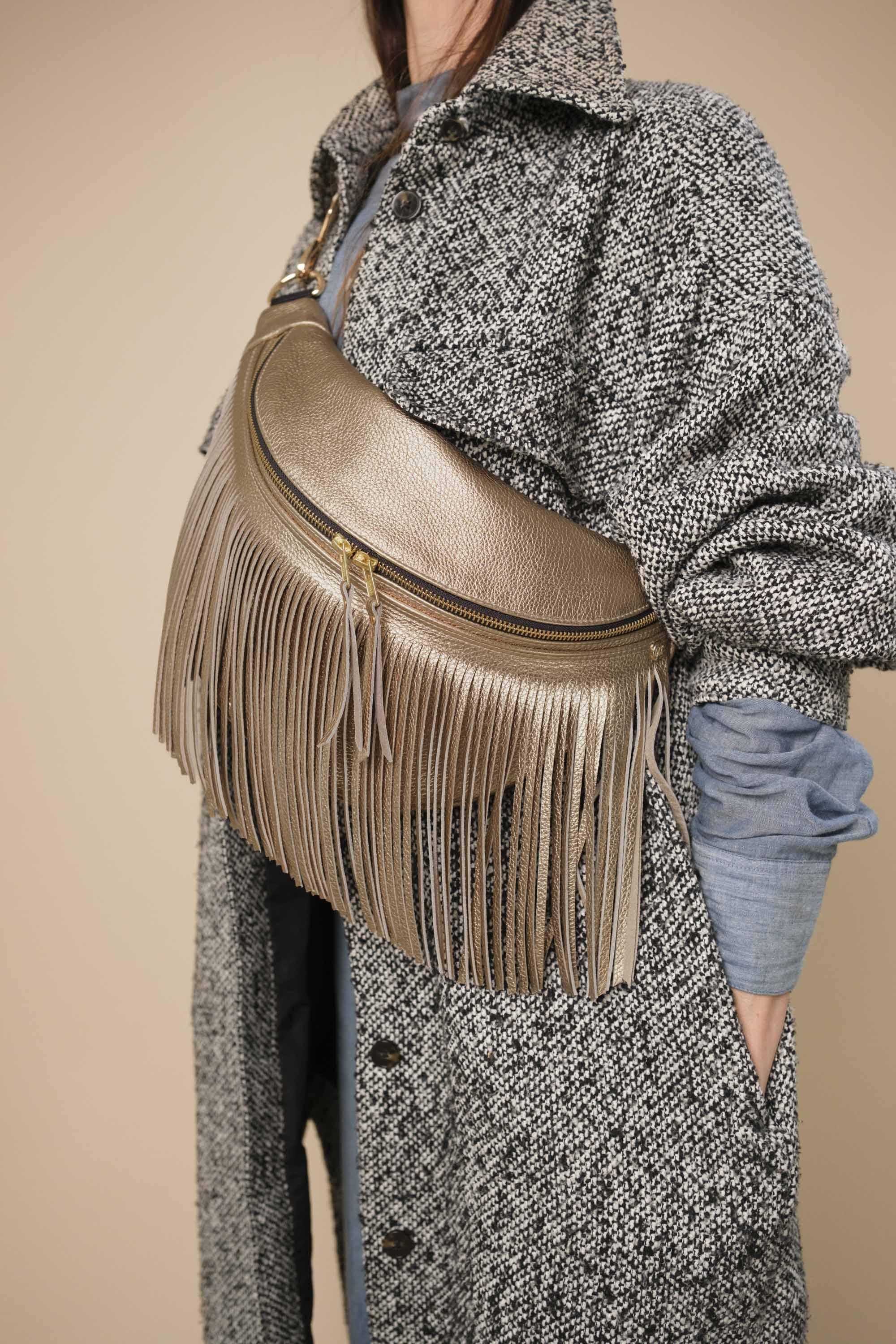 Banane à Frange Cuir Grainé Champagne