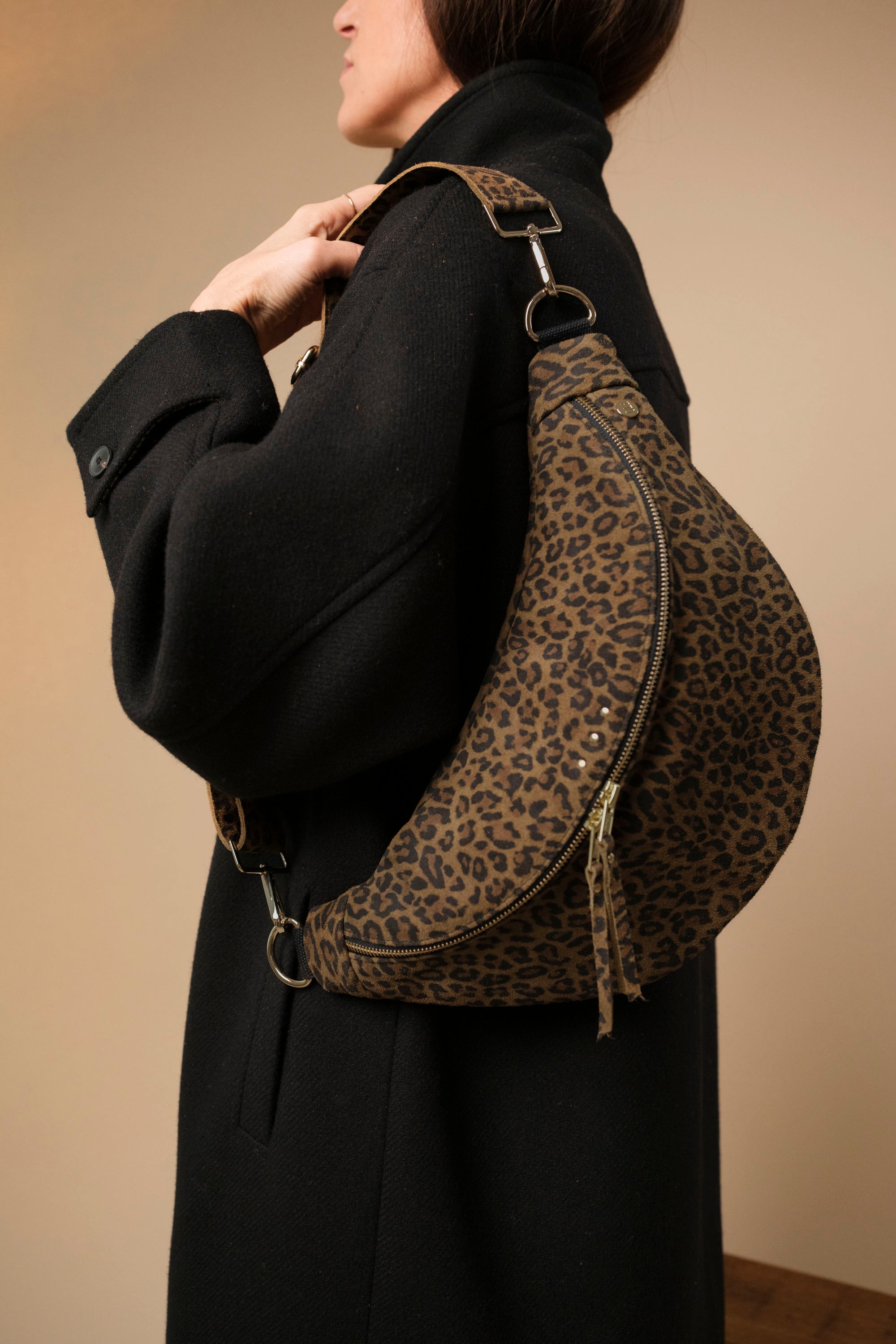 Banane Simple Cuir Daim Léo Tobacco