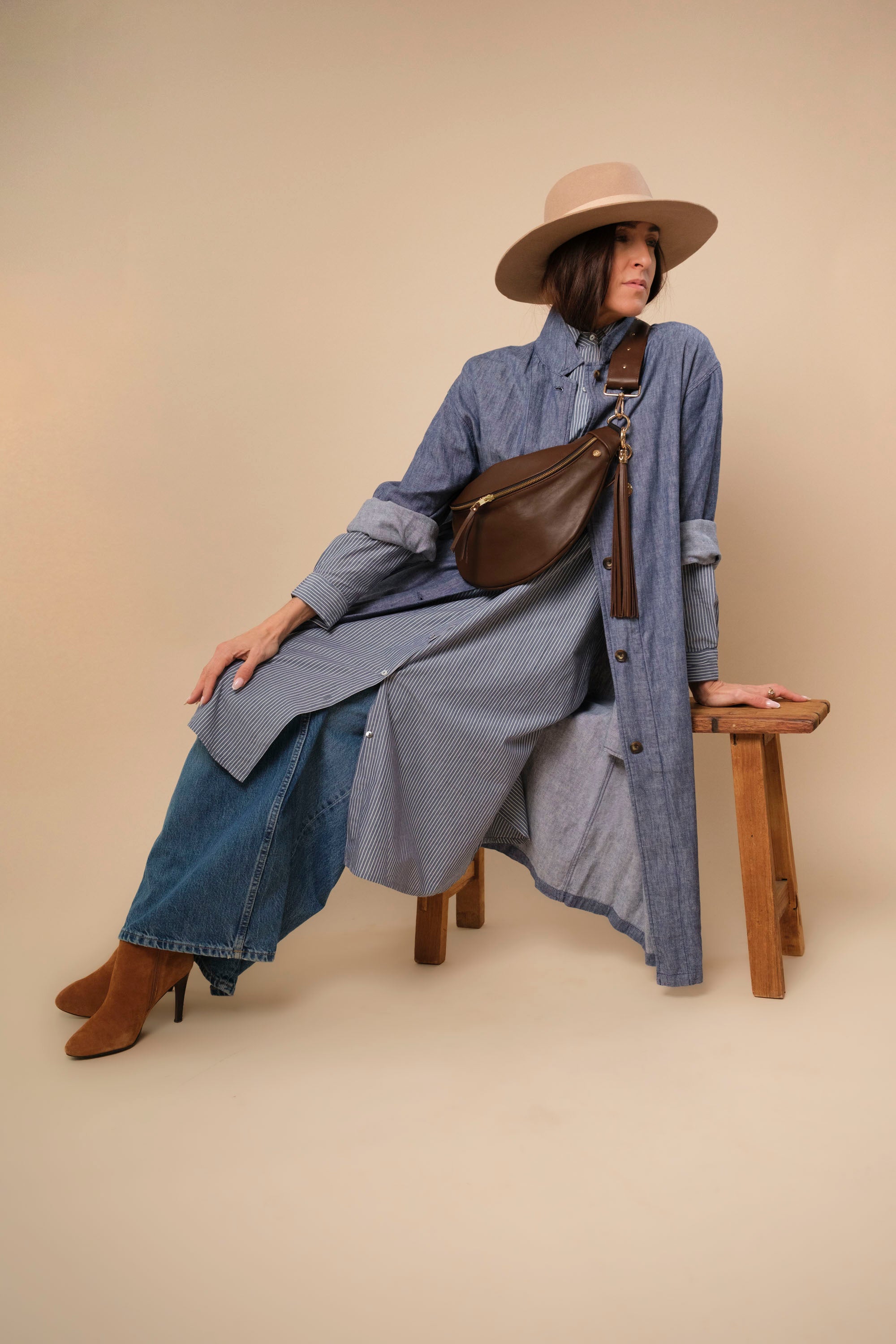 Banane Simple Cuir Lisse Praliné (avec Pompon)