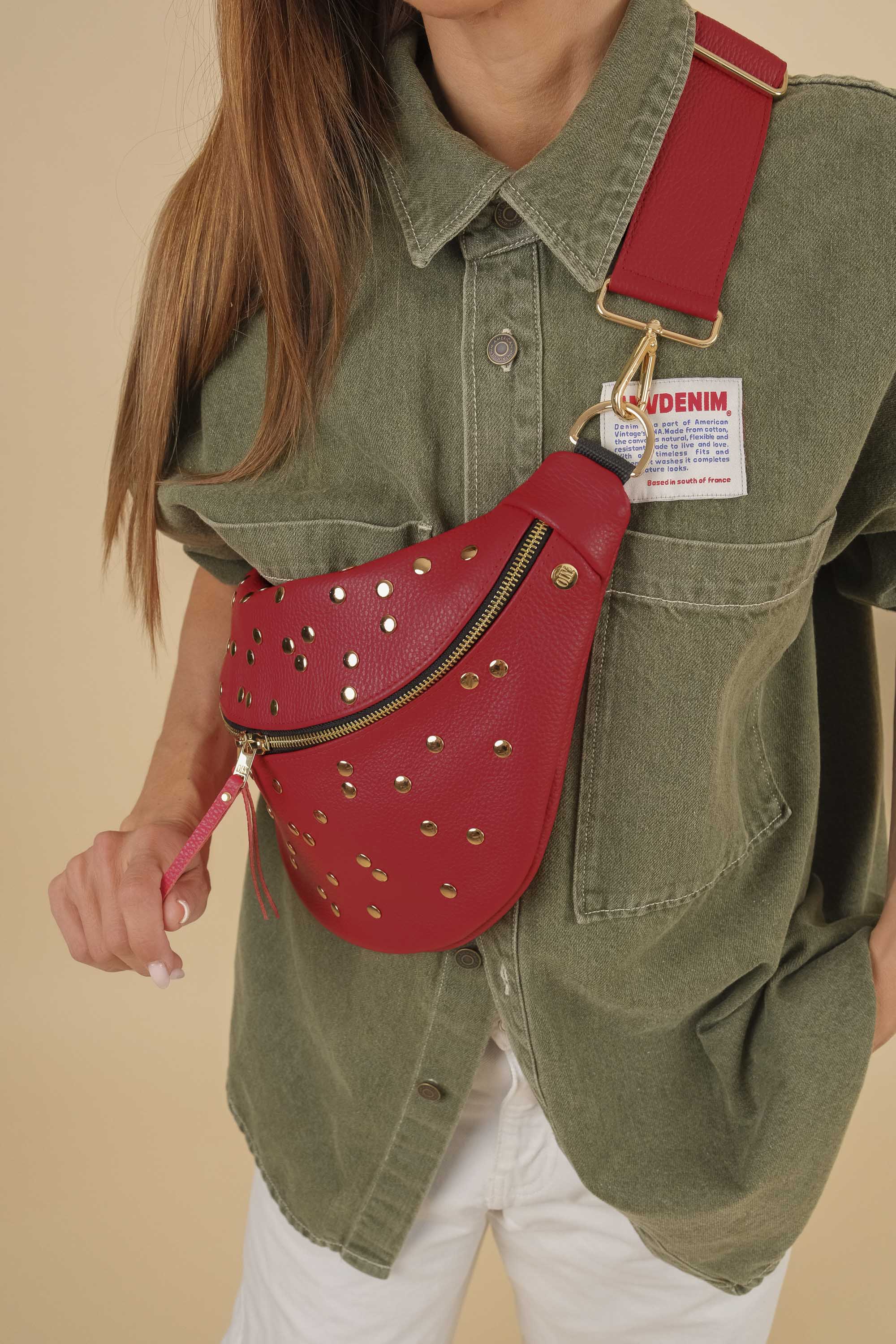Banane Dotty Cuir Grainé Rouge