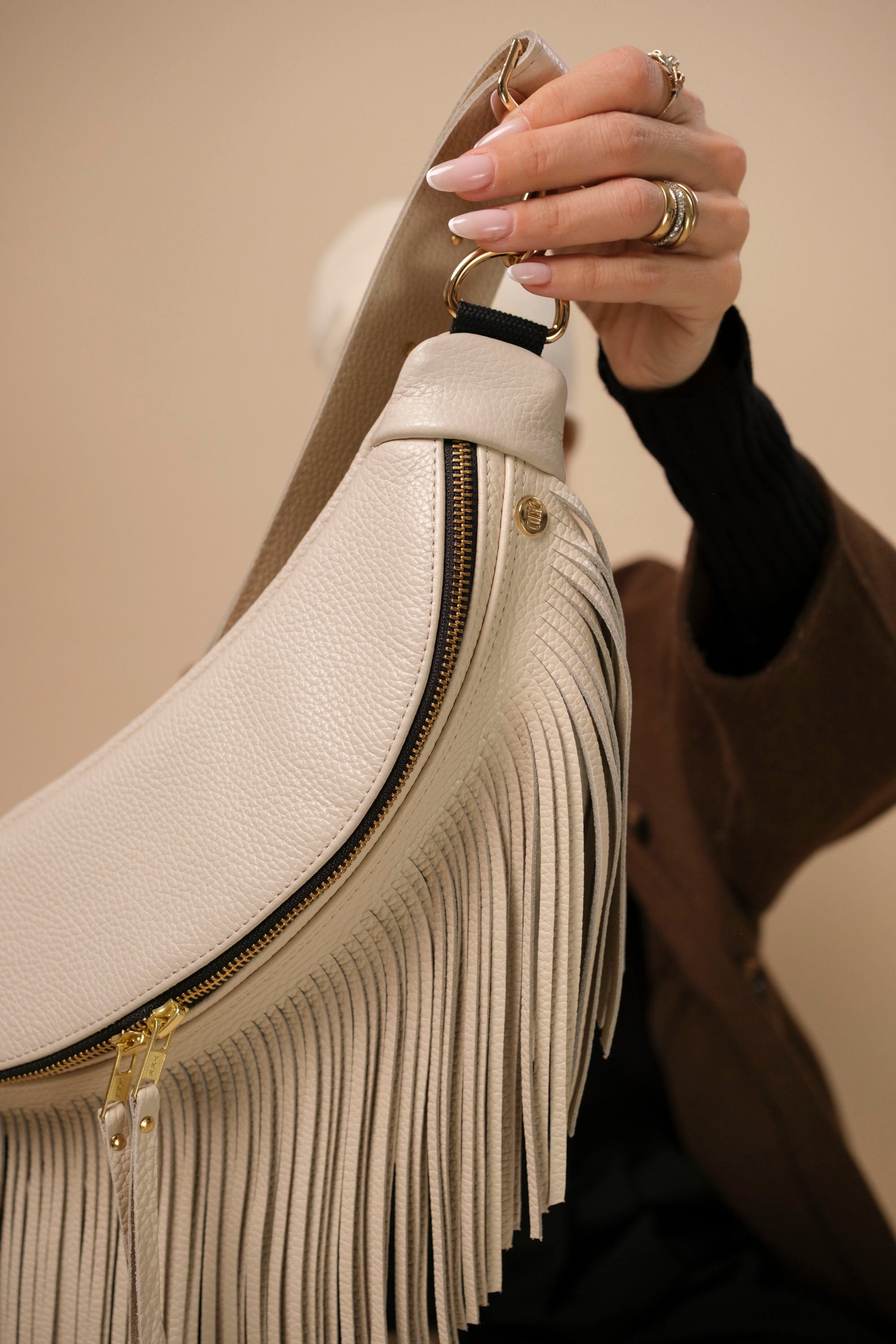 Banane à Frange Cuir Grainé Vanille