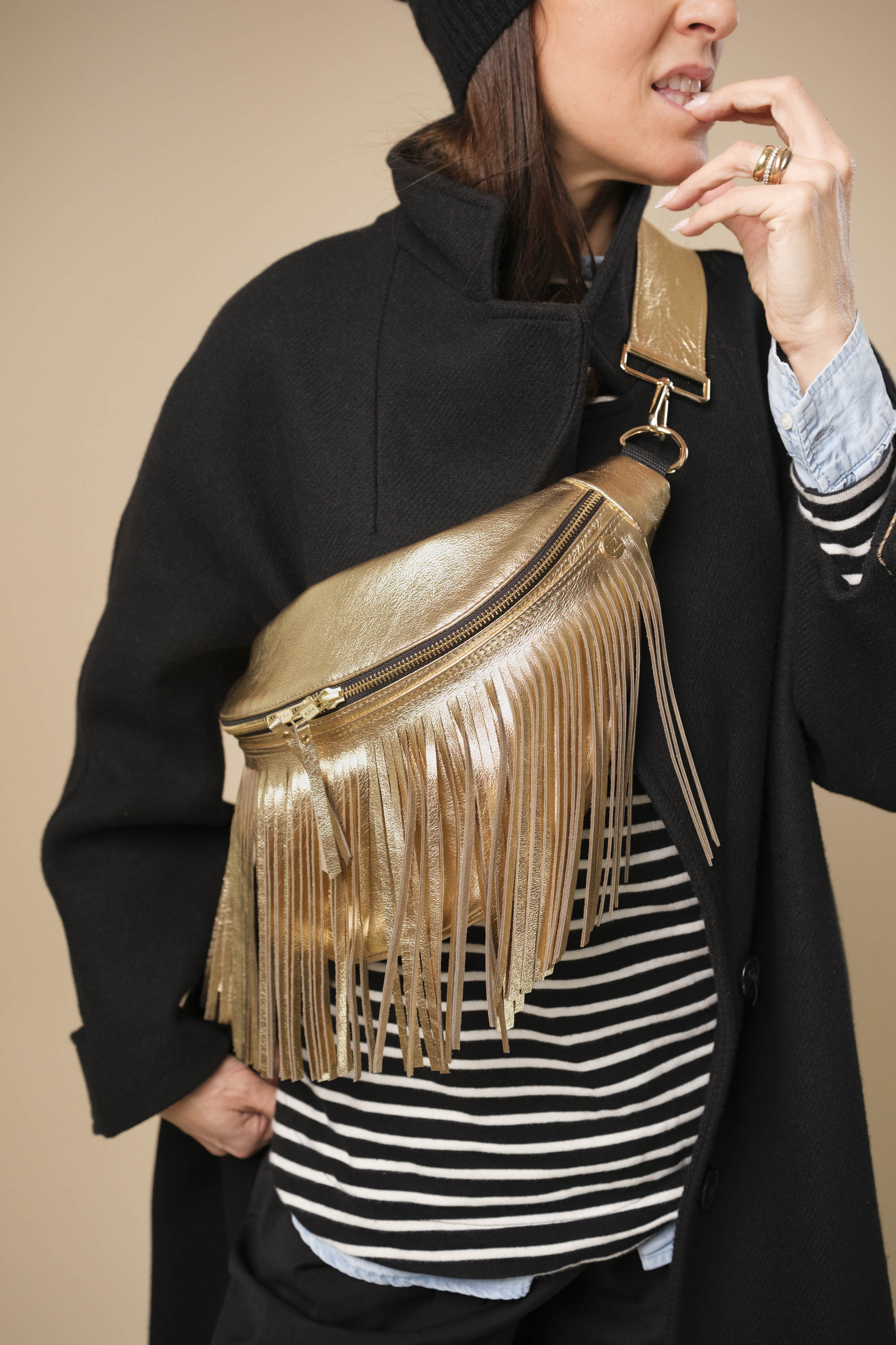 Banane à Frange Cuir Lisse 24K