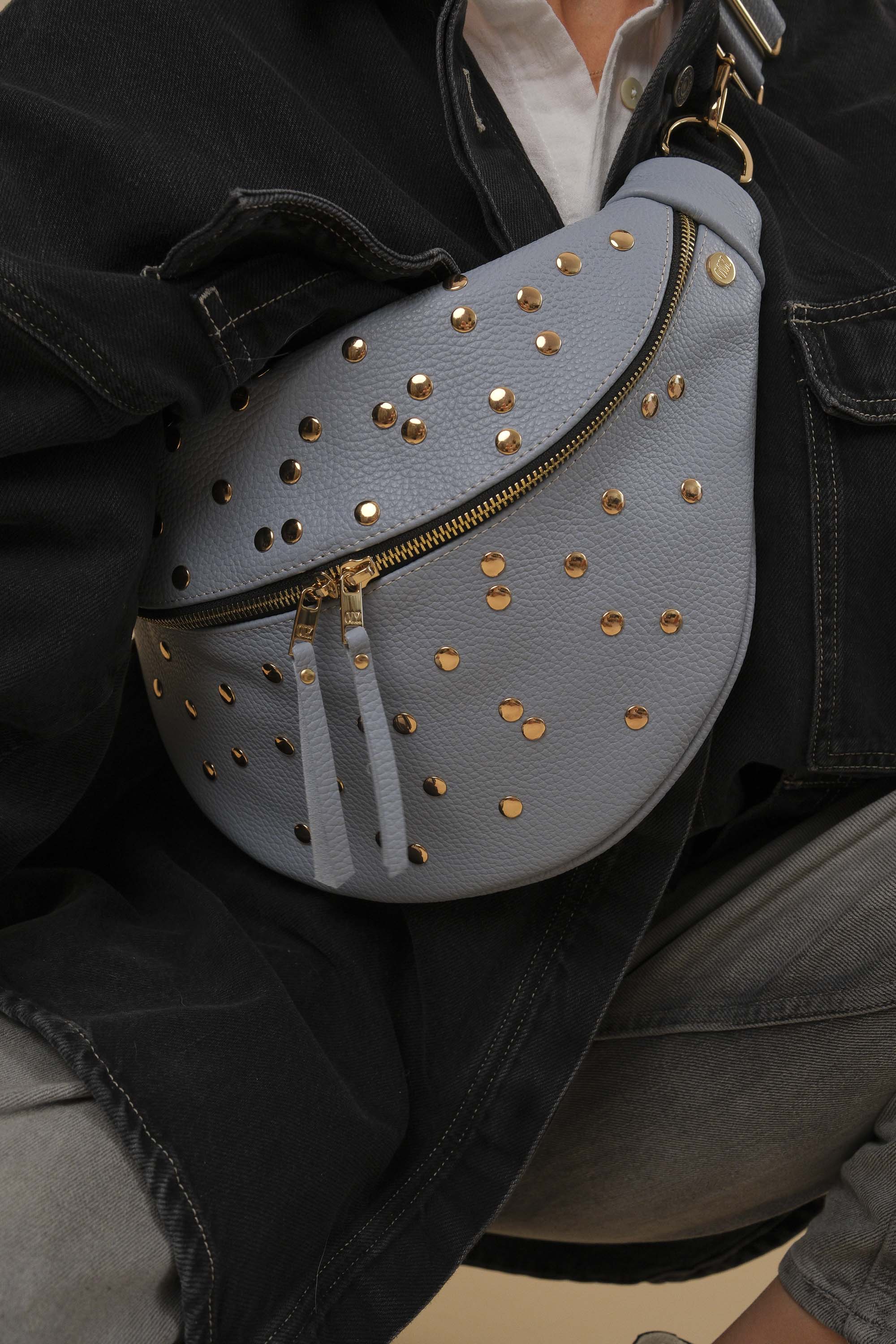 Banane Dotty Cuir Grainé Bleu Ciel