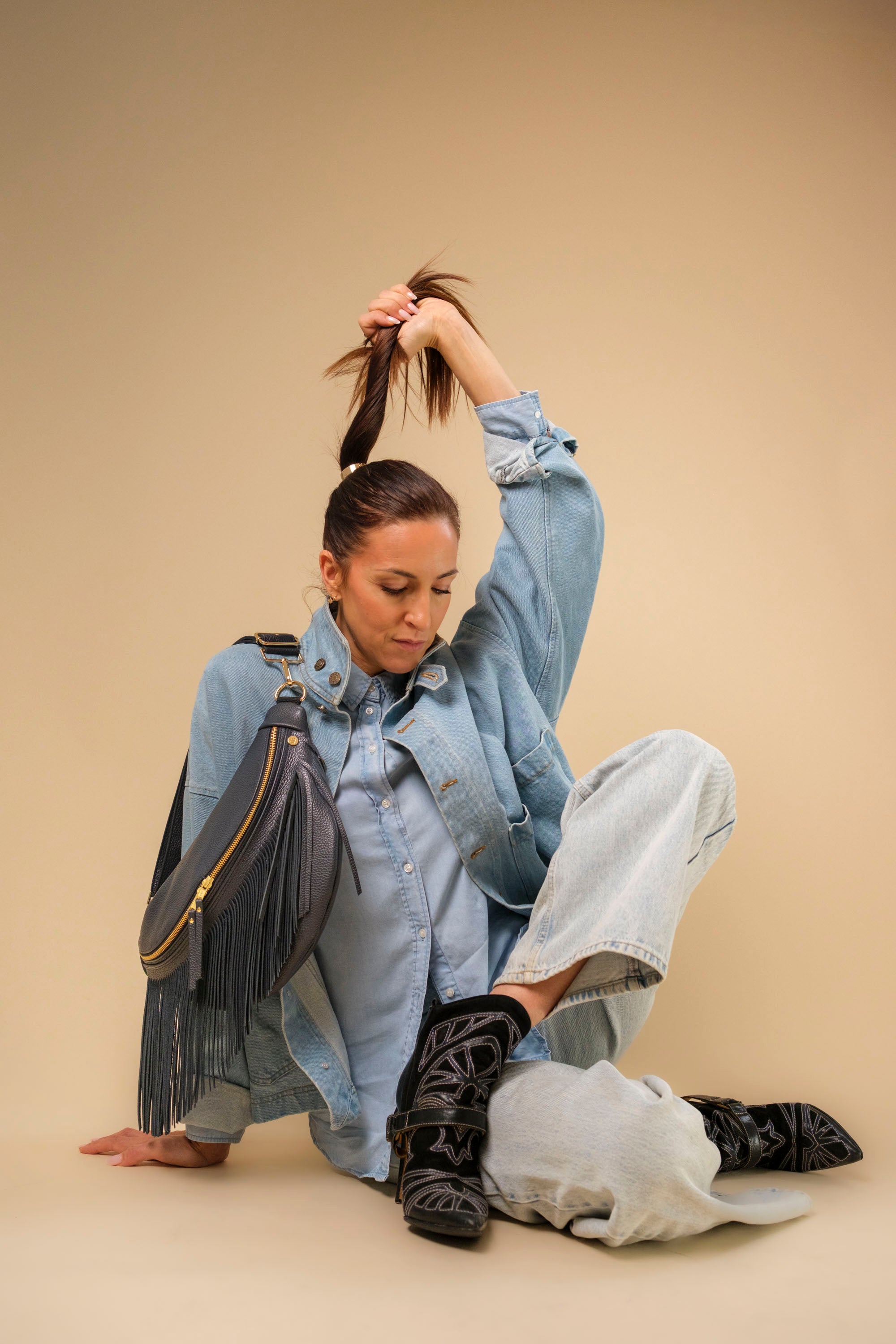 Banane à Frange Cuir Grainé Bleu Nuit