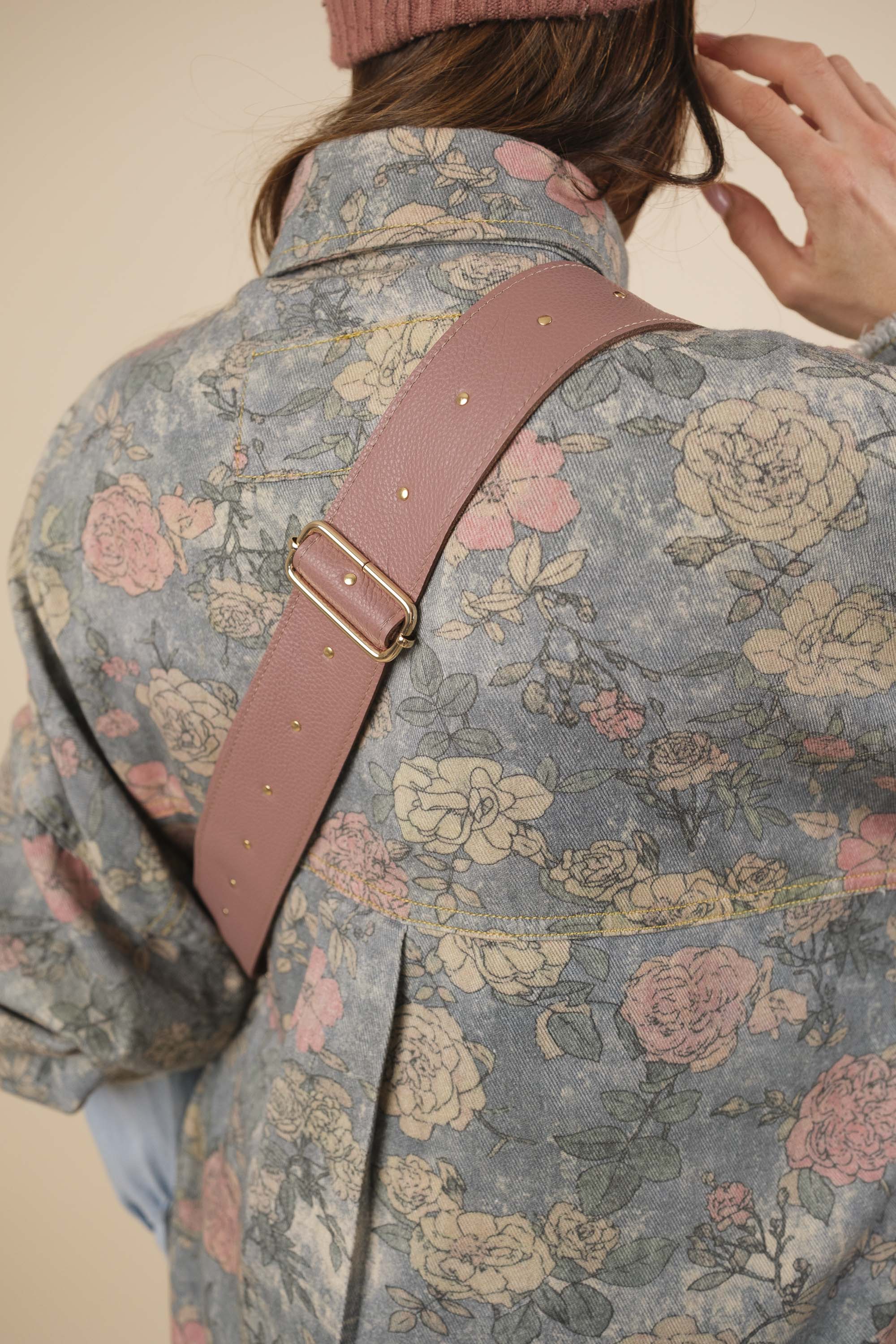 Banane à Frange Cuir Grainé Bois de Rose