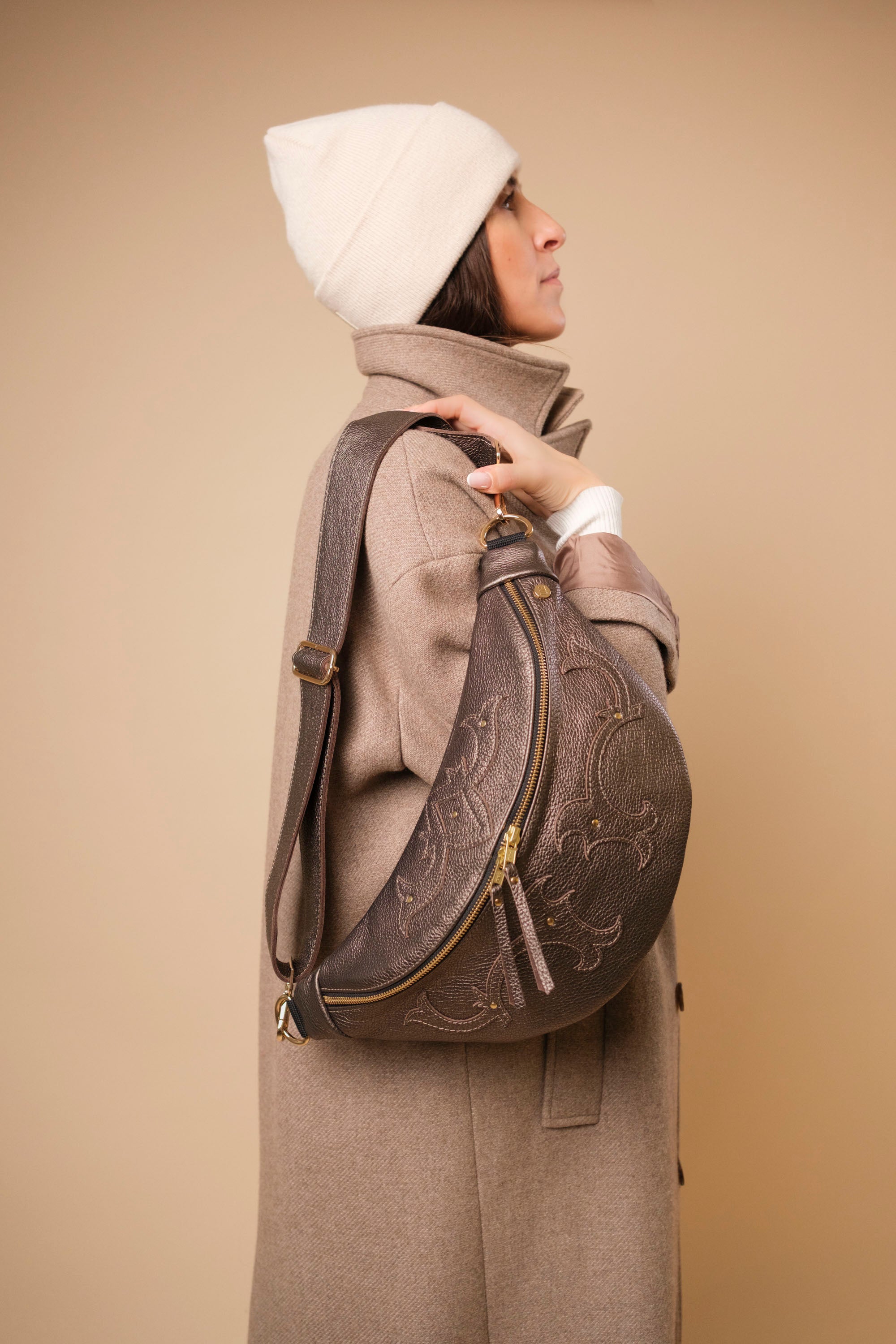 Banane Calamity Cuir Grainé Bronzo