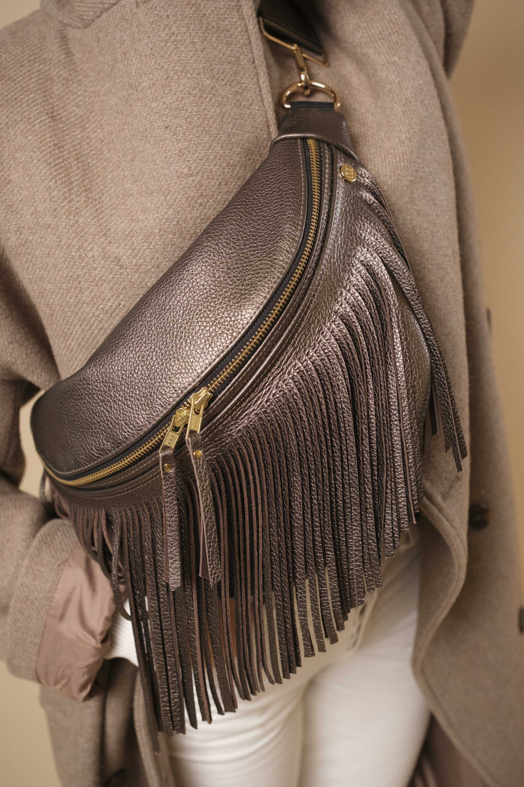 Banane à Frange Cuir Grainé Bronzo