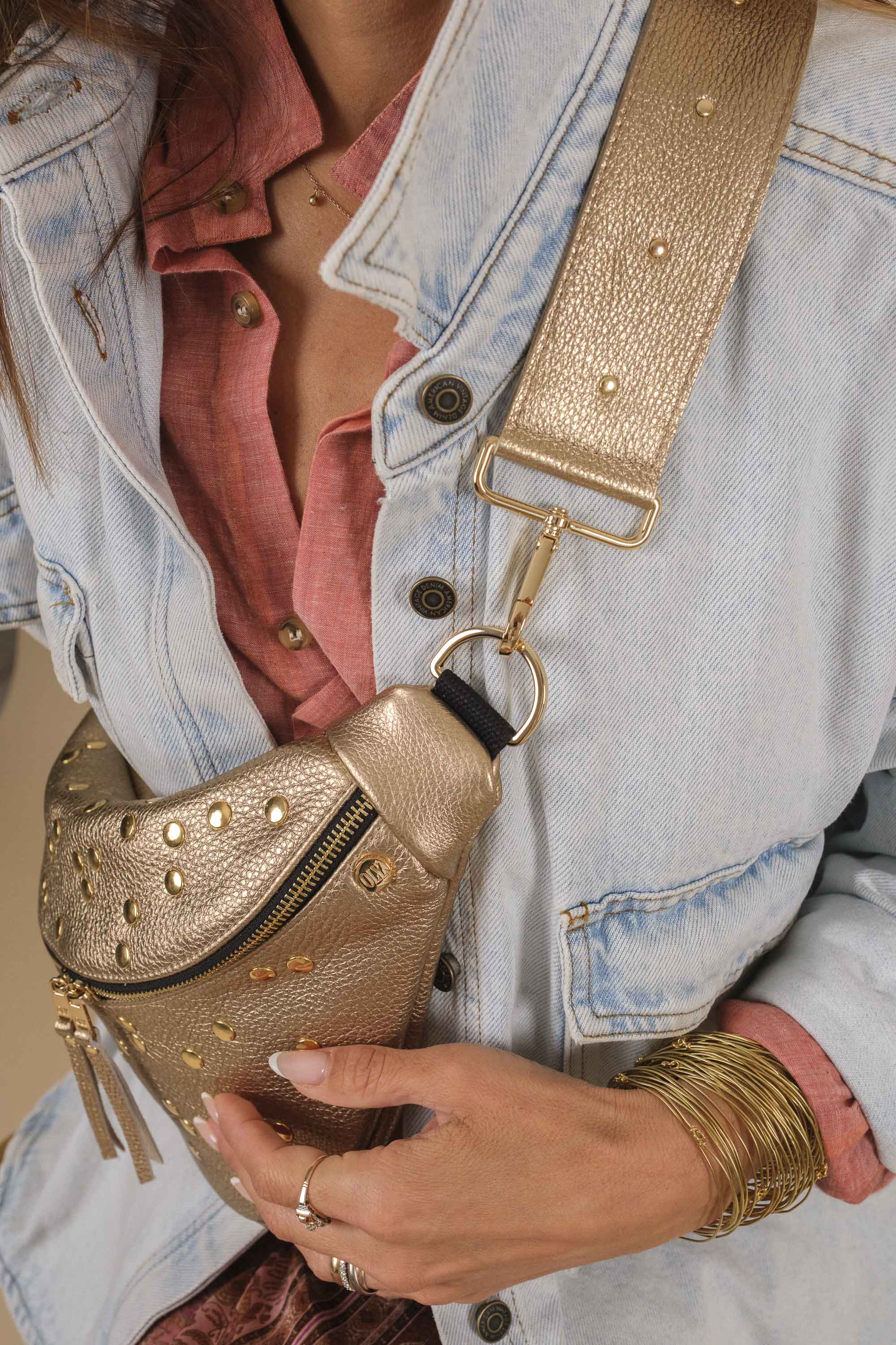 Banane Dotty Cuir Grainé Champagne