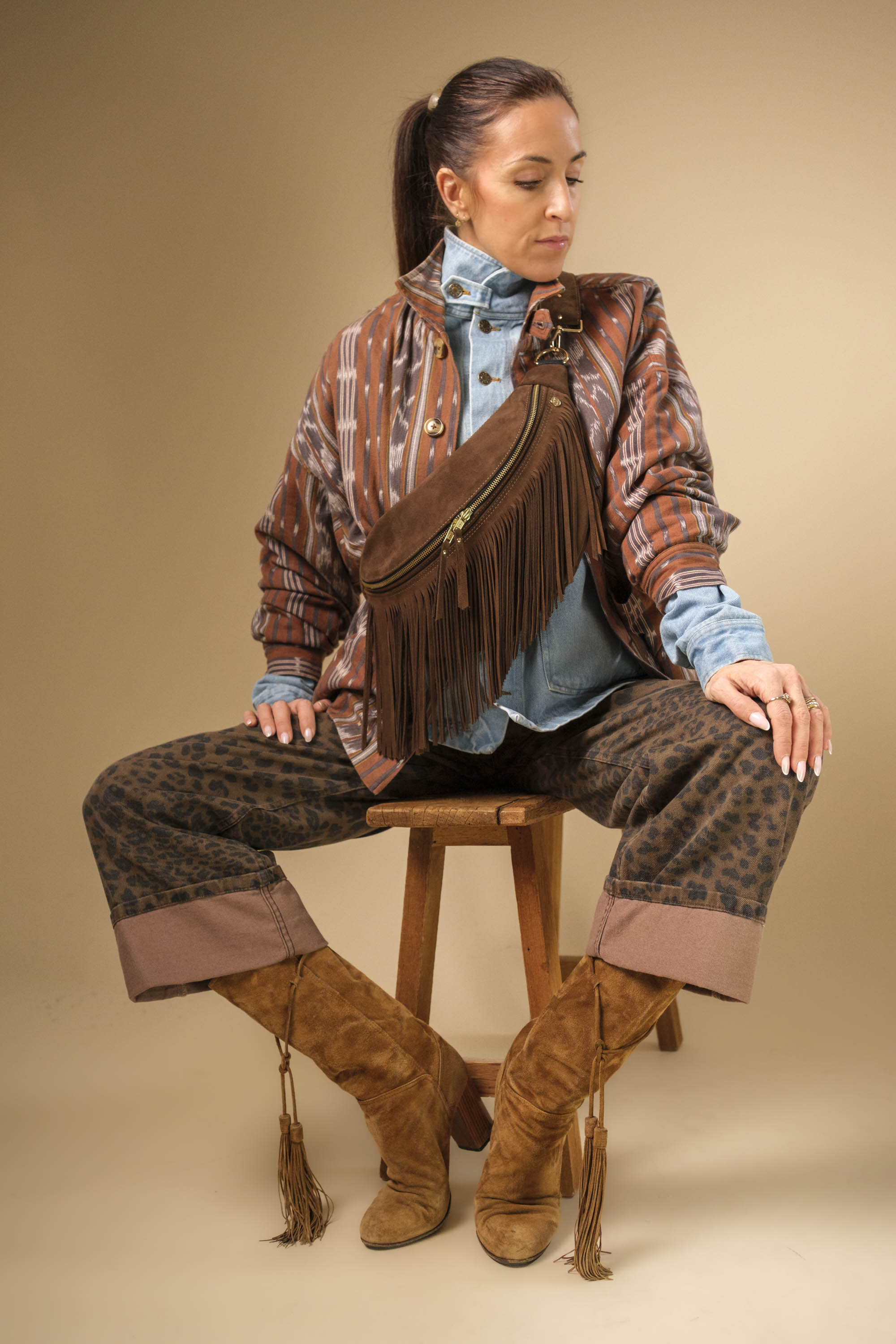 Banane à Frange Cuir Daim Choco