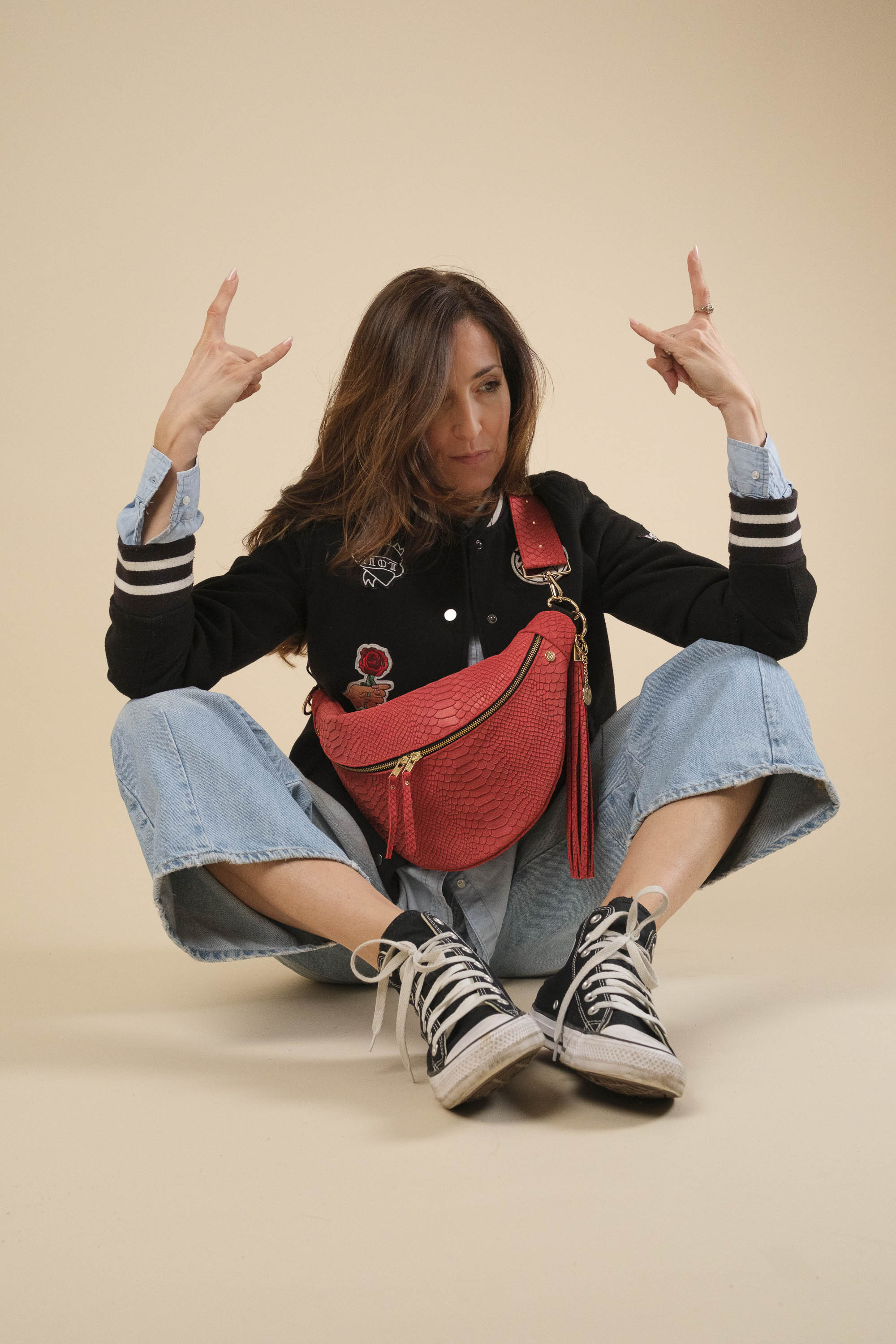 Banane Simple Cuir Embossé Croco Rouge (avec pompon)