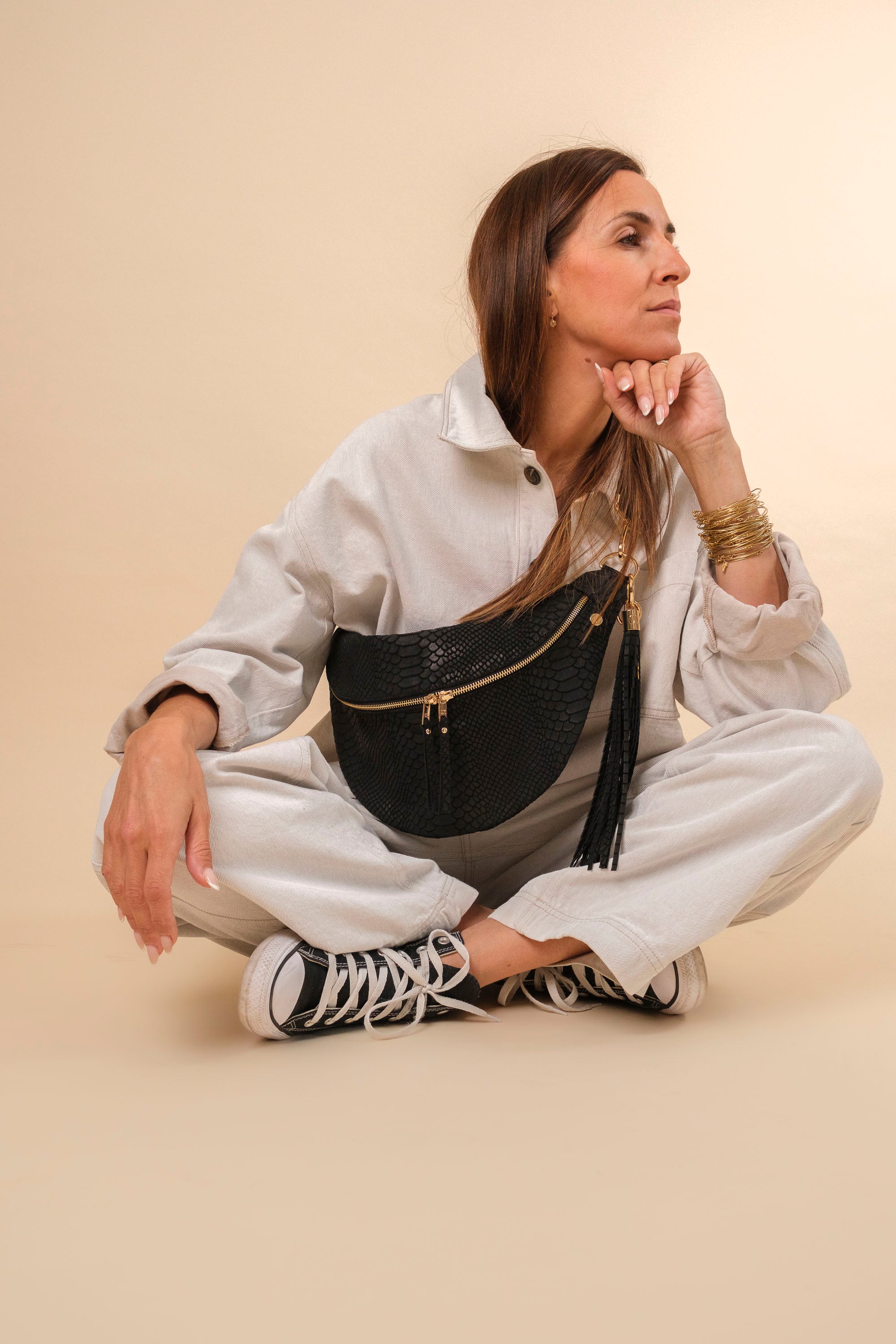 Banane Simple Cuir Embossé Croco Charbon (avec pompon)