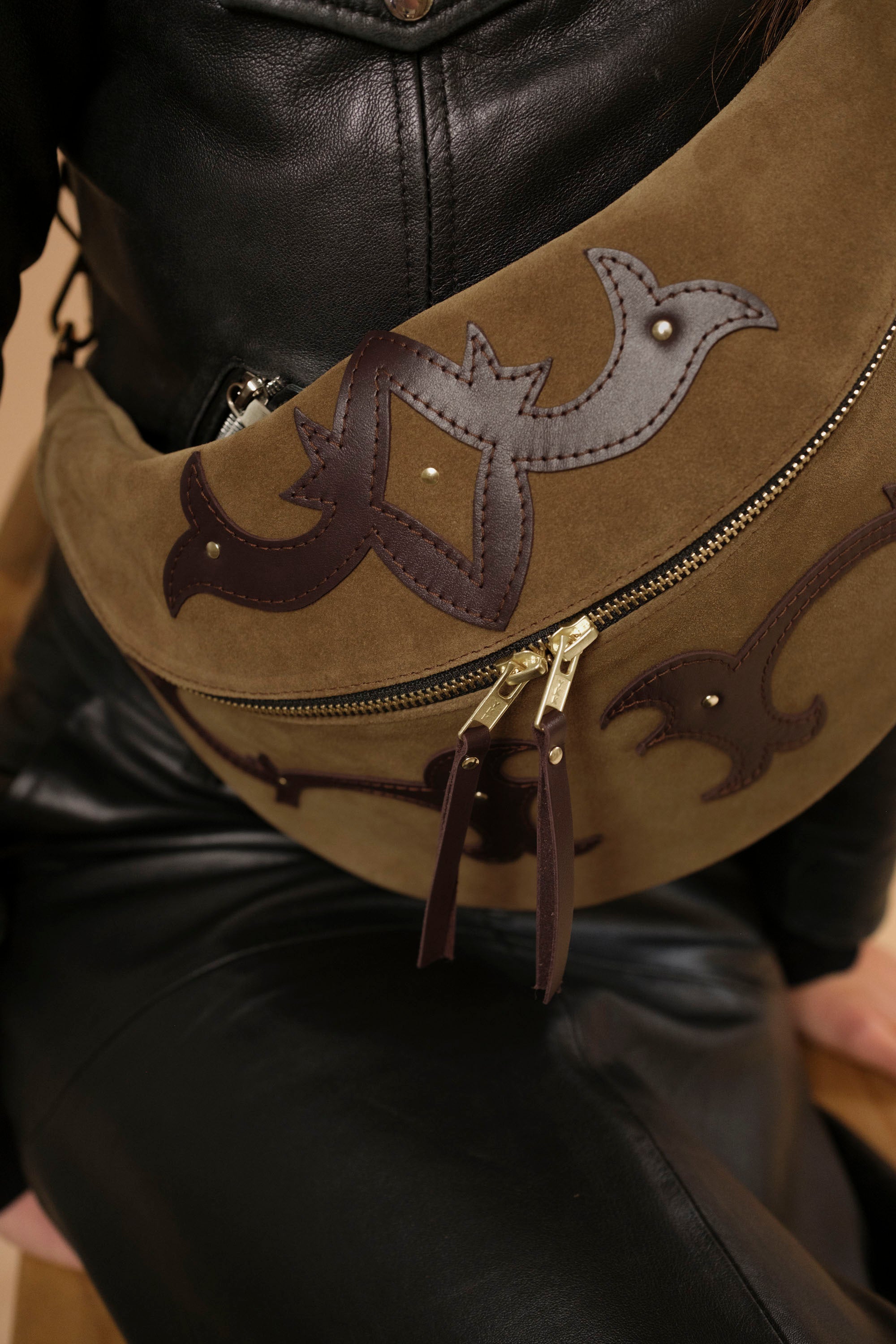 Banane Calamity Double Trouble Cuir Daim Havane & Wine