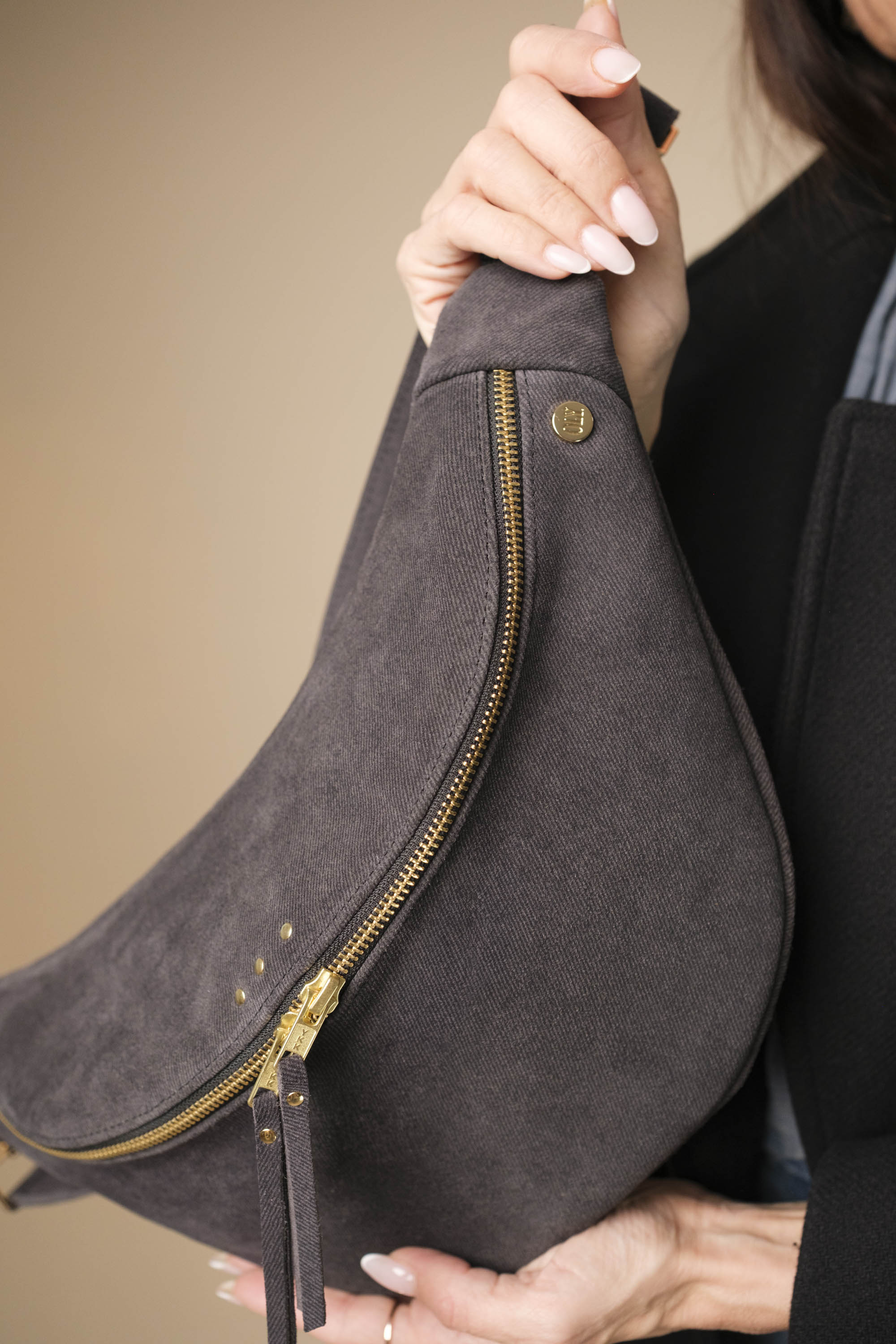 Banane Simple Cuir Daim Embossé Jean Gris