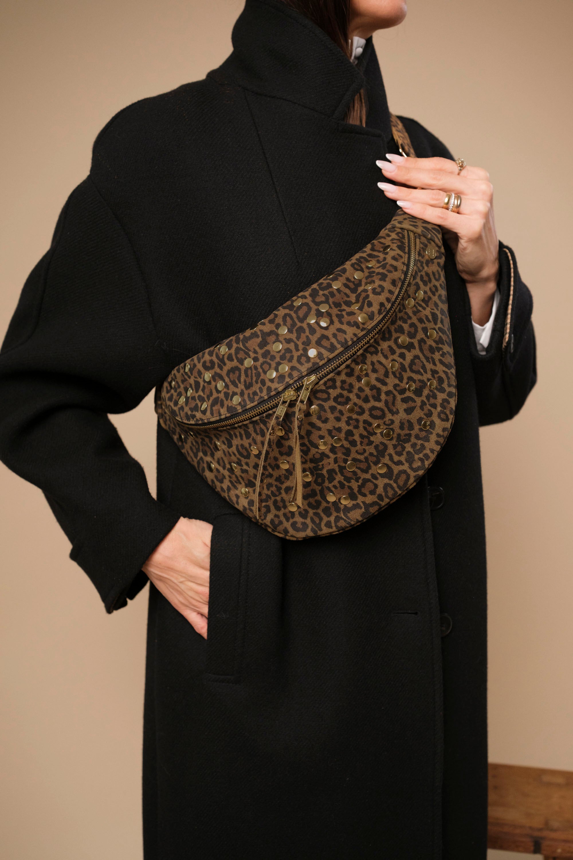 Banane Dotty Cuir Daim Léo Tobacco